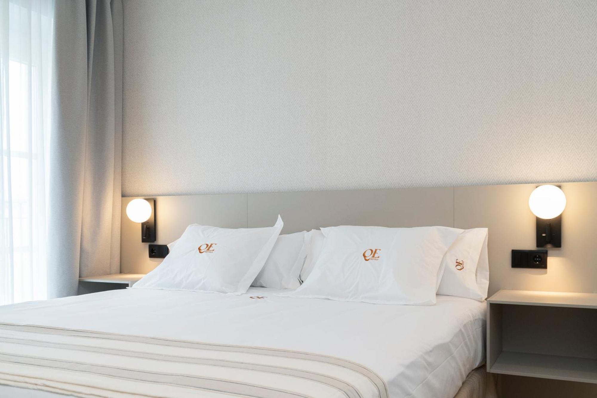 La Caleta Qe Hotel